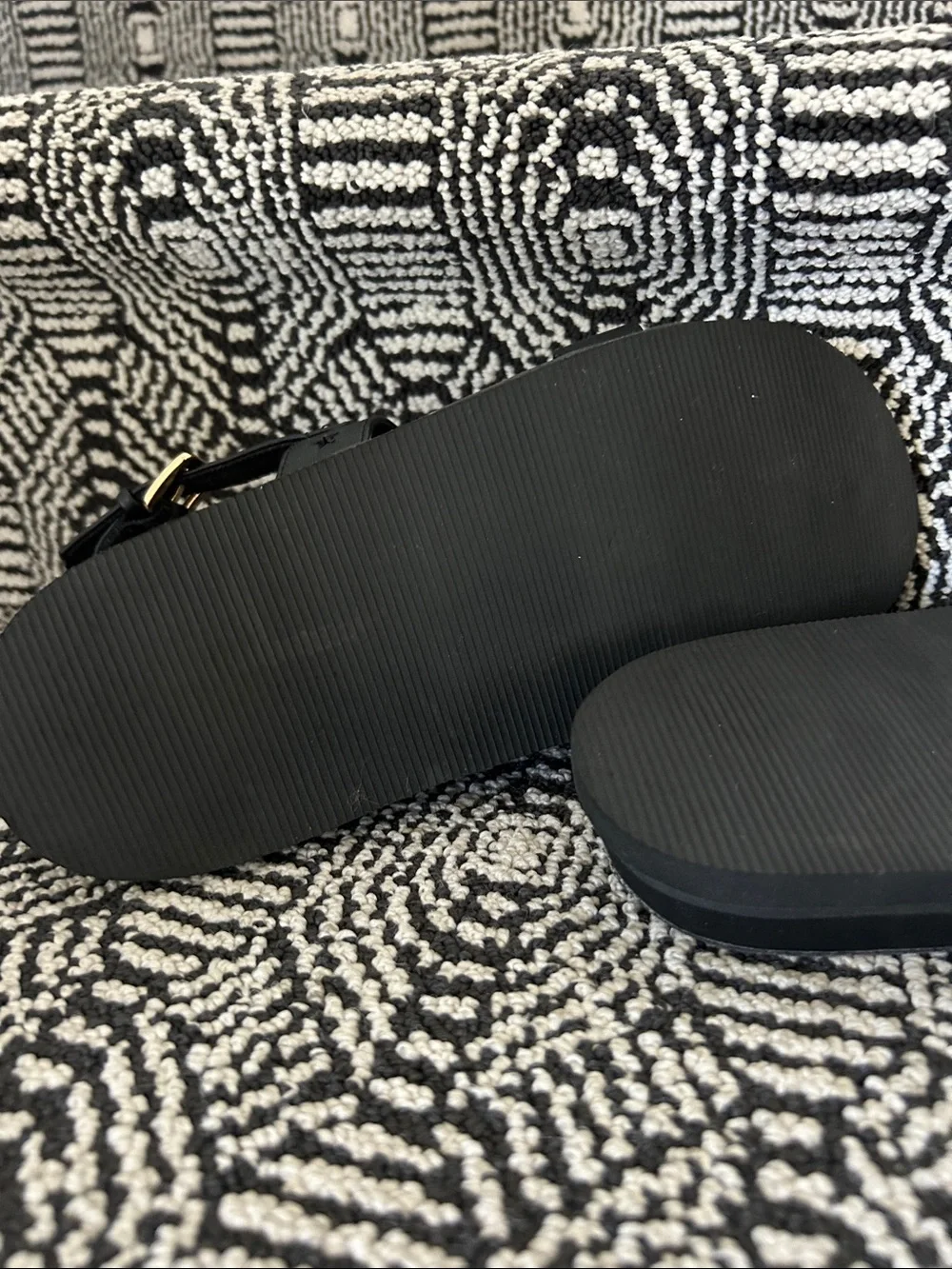 Girl’s GAP Black Sandals